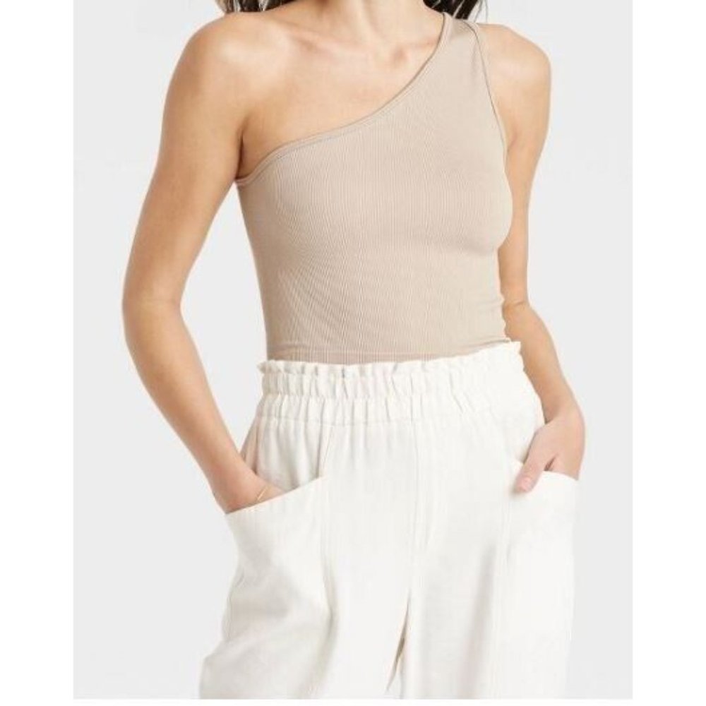 A NEW DAY Womens Tank Top Slim Fit Seamless One Shoulder BEIGE COLOR  Size M NWT